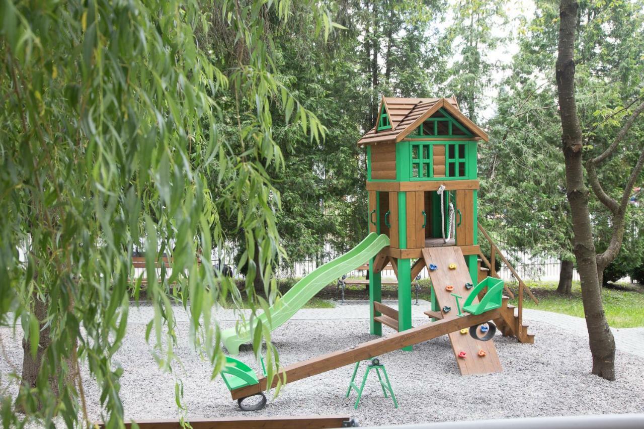 Hotel Vesna Truszkavec Kültér fotó